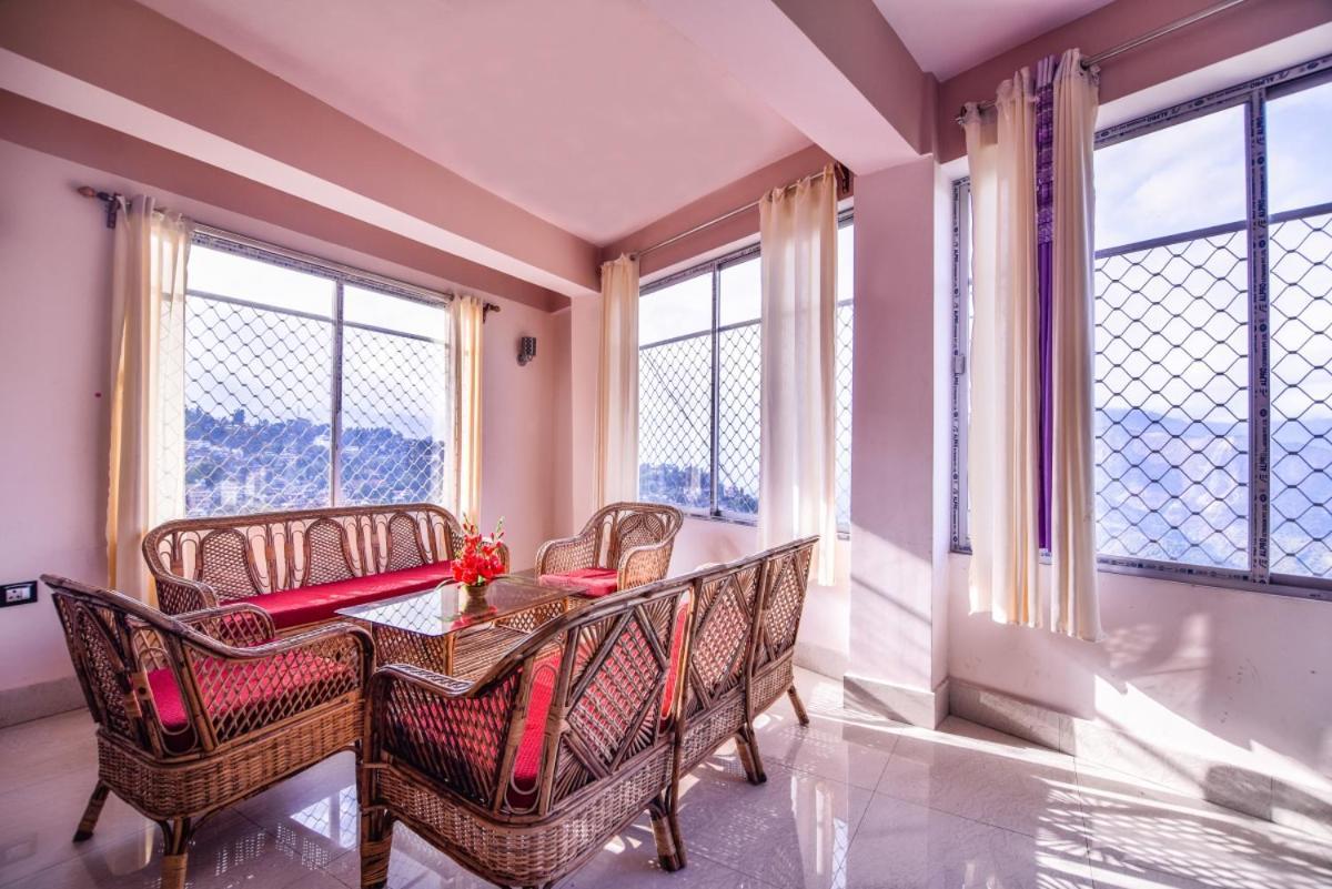 קלימפונג Hotel Aashiyana מראה חיצוני תמונה
