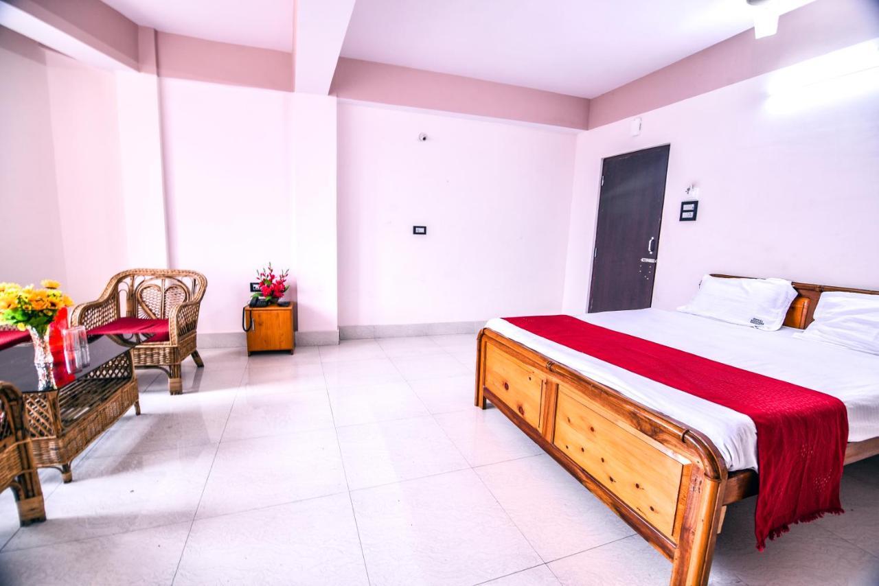 קלימפונג Hotel Aashiyana מראה חיצוני תמונה