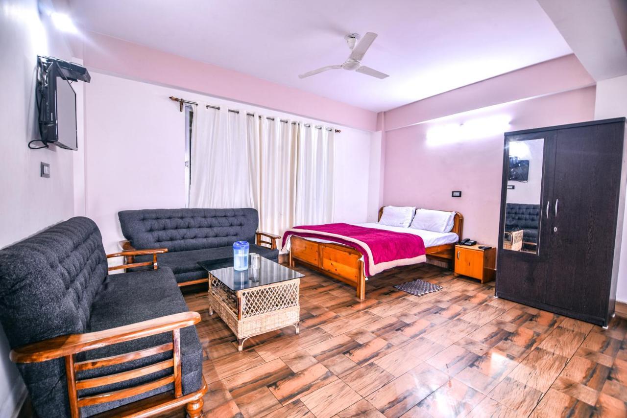 קלימפונג Hotel Aashiyana מראה חיצוני תמונה